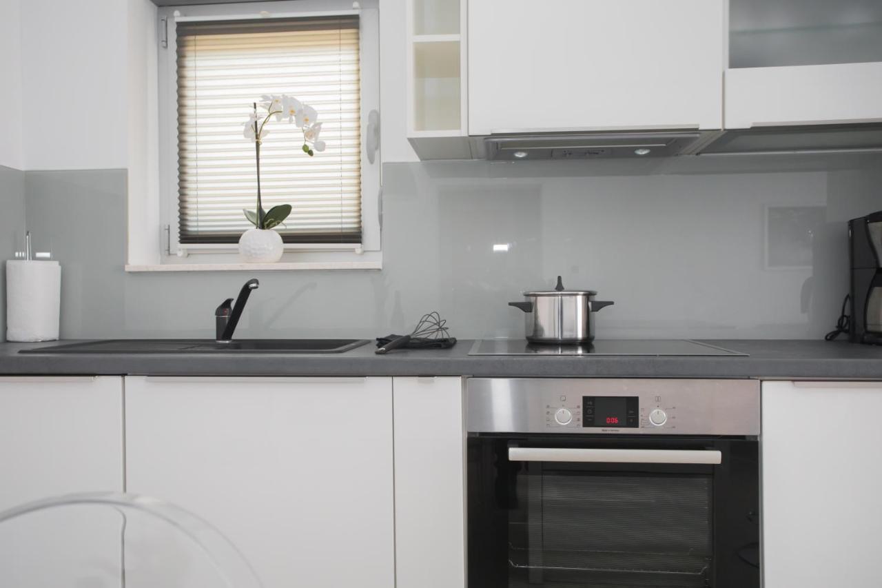 Silver Stone Primosten Exterior photo